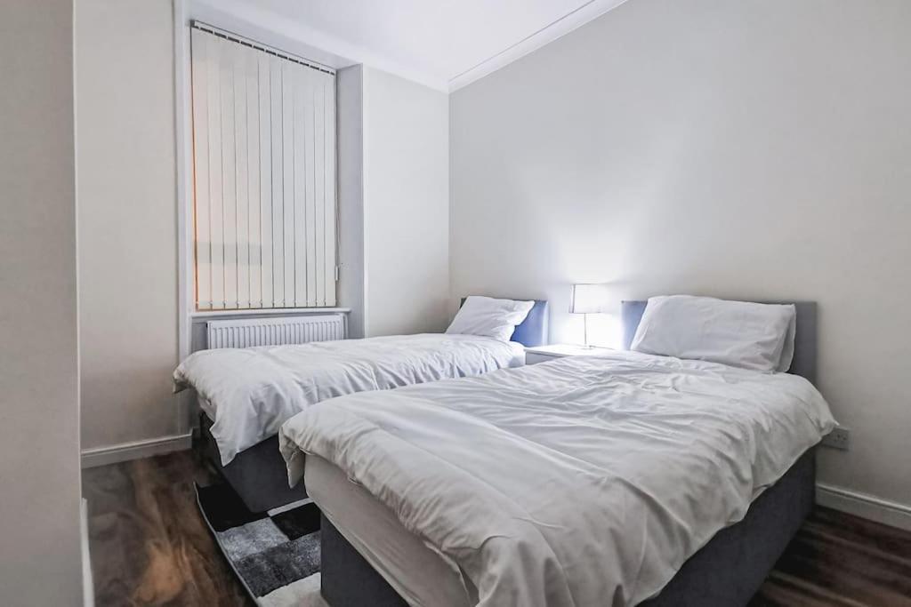 Glasgow Southside: Cosy 2 Bedroom Apartment Zewnętrze zdjęcie