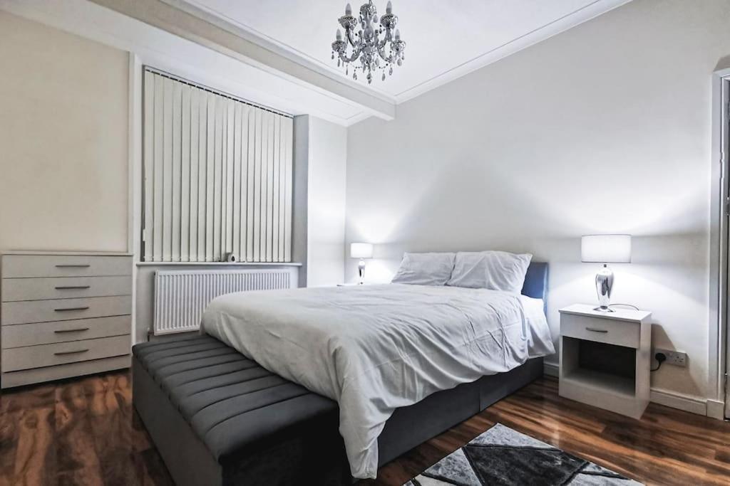 Glasgow Southside: Cosy 2 Bedroom Apartment Zewnętrze zdjęcie